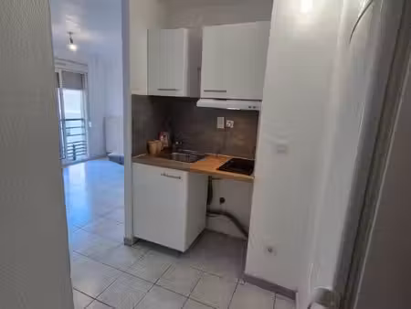 studio 27 m2