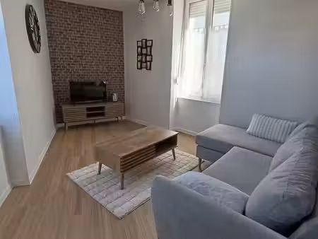 t2 meublé - 30 m2