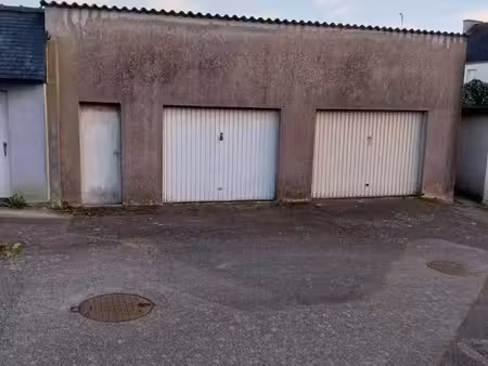 garage / local de stockage