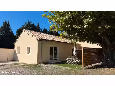 maison neuve 3 pièces meublée avec parkings  terrain et portail automatique  au calme. bai