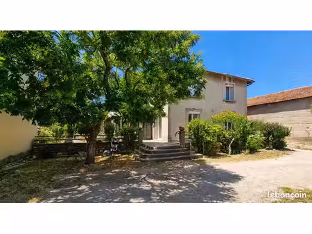 villa 3ch avec jardin
