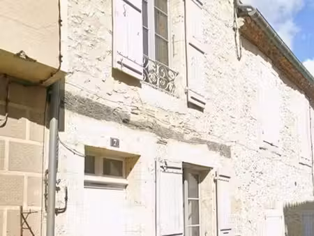 maison 98 m² – 2 chambres + bureau – lectoure centre – 700