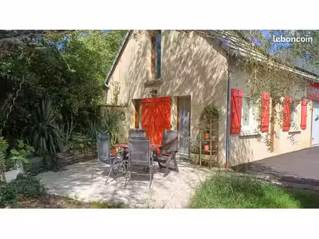 t2 meublé avec jardin