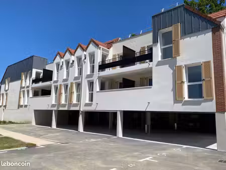 dispo immediate - très beau f2 récent de 48 m² - location entre particuliers