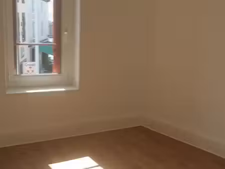 2 pièces  45 m² à montferrand (63100)