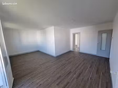 appartement 4 pièces 77 m²