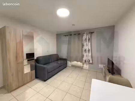 studio 1 pièce 24 m²