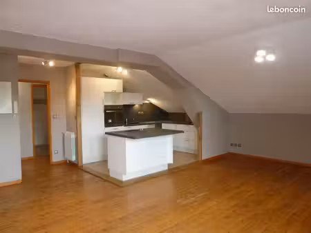 appartement 4 pièces 61 m²