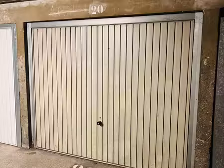 location grand parking fermé (box) paris 12e (picpus) | 2m45l x 5mp x 2m10h