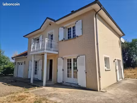 maison 5 pièces 141 m²