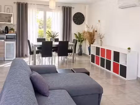 maison meublée climatisée avec jardin et piscine – 90 m² – sorgues