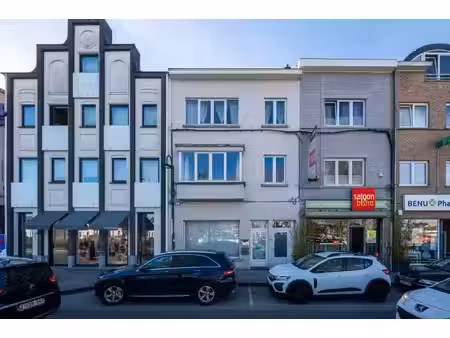 immeuble de rapport à vendre avec terrasse et jardin   braine-l'alleud (vbe71182)