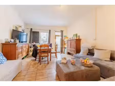 immeuble de rapport à vendre avec garage et terrasse   farciennes (vbe71177)