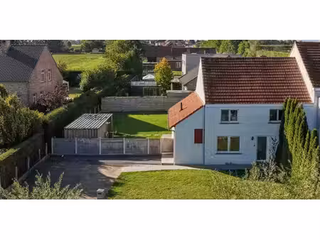 maison à vendre à sint-pieters-rode pour € 445.000 avec 3 chambres à coucher