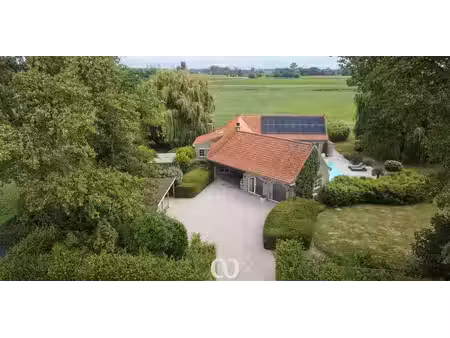 unieke landelijke hoeve met zwembad en volledige privacy