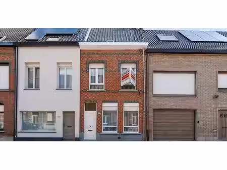 maison à vendre à lier pour € 220.000 avec 4 chambres à coucher