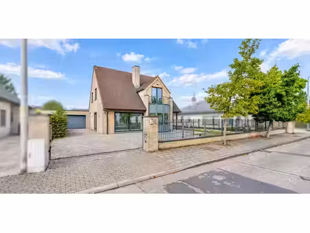 villa à vendre à erembodegem pour € 598.000 avec 3 chambres à coucher