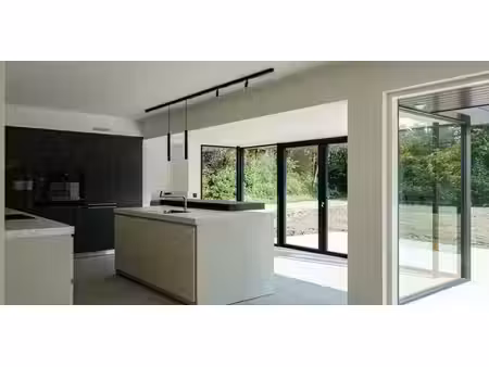 villa à louer à sint-martens-latem pour € 3.250 avec 4 chambres à coucher