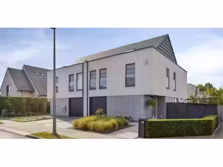 maison à peutie  vilvorde  4 chambres  garage et jardin!