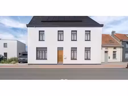belle maison familiale rénovée avec 4 chambres à coucher à kruisem