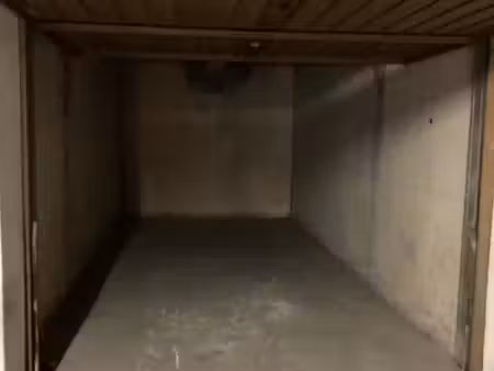 location garage à hyères (83400)