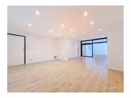rez-de-chaussée à louer à villegas de clercampsstraat  149 strombeek-bever (vbe71200)