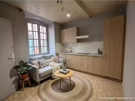 vente appartement 1 pièce 17 m² hyères (83400)