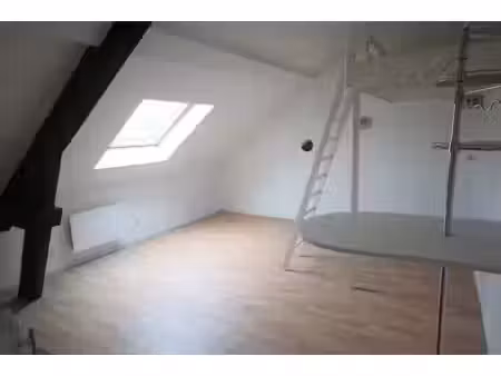 location appartement 1 pièce 27 m² à lille (59000)  553 €
