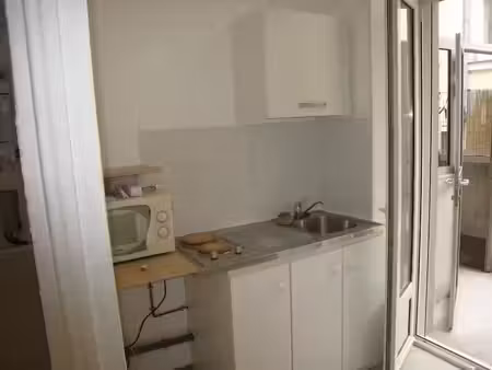 location appartement 1 pièce 23 m² à pontoise (95000)  753 €