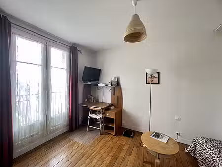 studio meublé