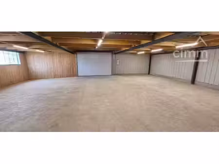 a vendre  cande sur beuvron  ensemble immobilier atypique