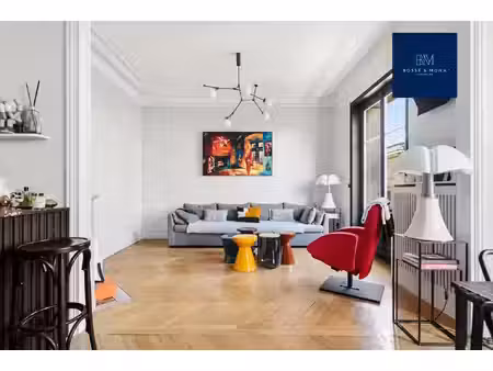 appartement de 73m2 refait par architecte - quartier du pala