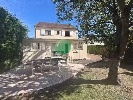 proche la ferte alais