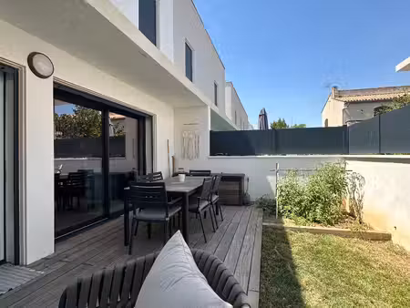 maison béziers parkings/jardinet/cave - 5 pièces - 105m²