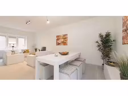 volledig gerenoveerde woning met 3 slpk  tuin & garage
