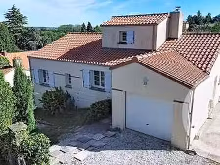vente maison à la varenne (49270) : à vendre / 110m² la varenne