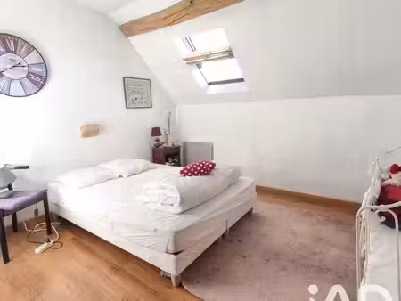 maison de village à asquins (89450)