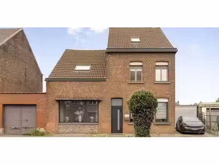 maison prête à emménager  306 m²  à zemst  3 chmbrs & jardin