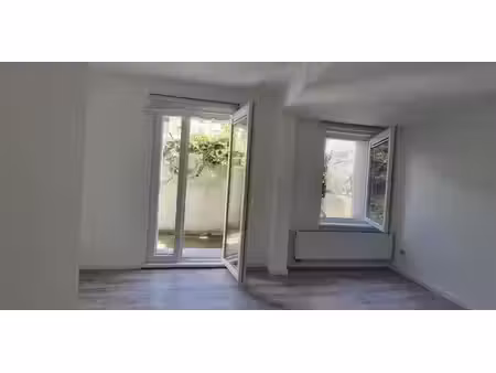 appartement à louer à schaerbeek pour € 1.060 avec 1 chambre à coucher