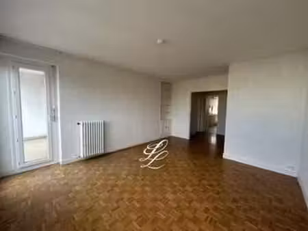 location appartement 3 pièces à rennes centre ville (35000) : à louer 3 pièces / 64m² renn