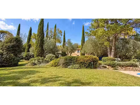 maison avec piscine beaurecueil (13)