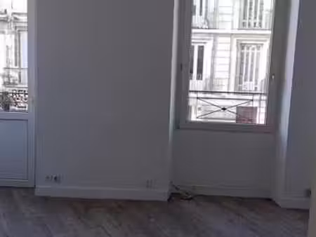 location appartement 2 pièces à bordeaux (33000) : à louer 2 pièces / 36m² bordeaux