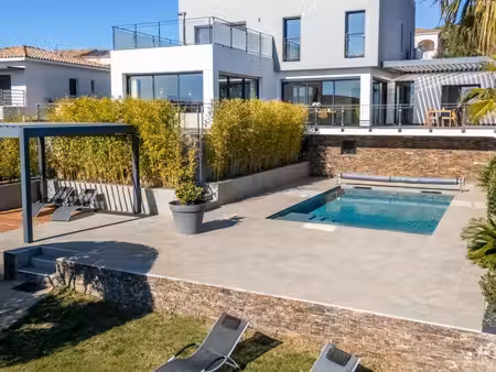 location villa 8 pièces