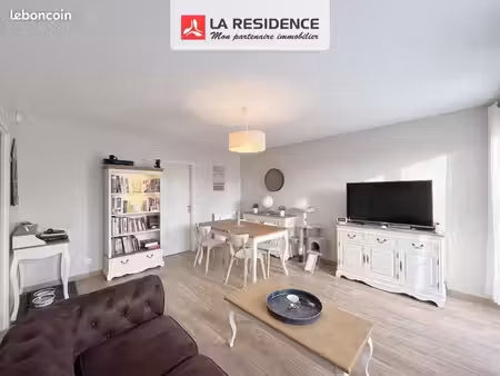 appartement 3 pièces 65 m²