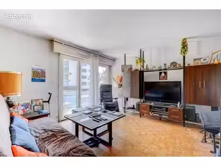 appartement 1 pièce 33 m²