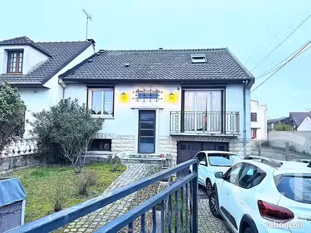 maison 6 pièces 141 m²