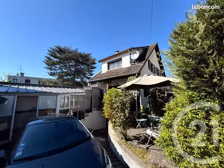 pavillon 4 pièces 87 m²