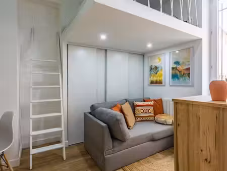 joli studio meublé près de la mairie