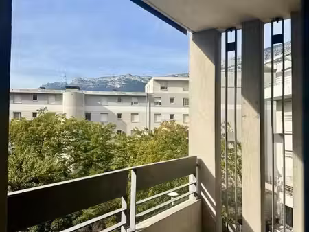 appartement 2 pièces 51 m²
