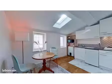 appartement 1 pièce 16 m²